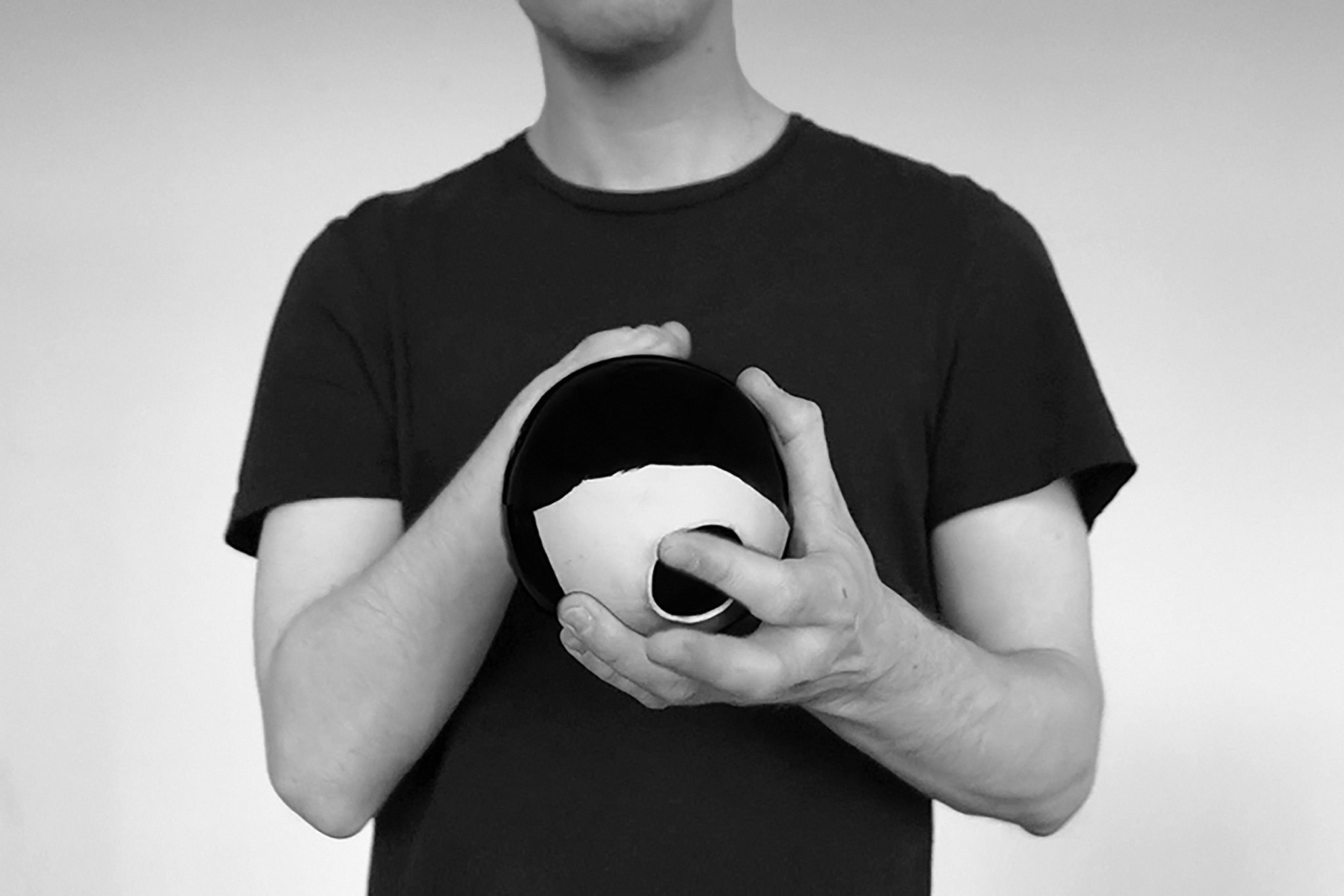 DANCER_VASE_Markus_Koistinen_Final_Web_1