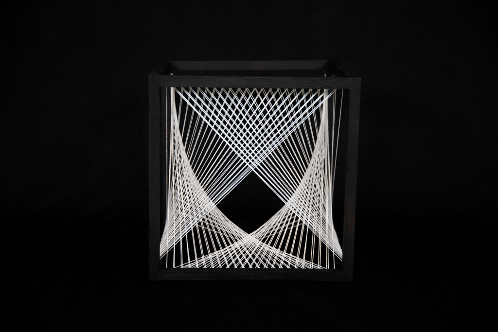 STRINGS_Lea_Dekara_Final_Web_2