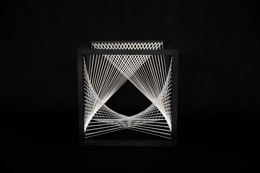 STRINGS_Lea_Dekara_Final_Web_4